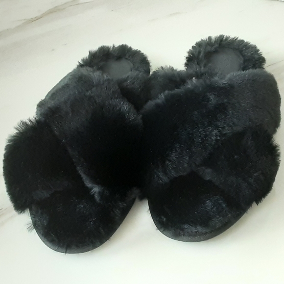 NWOT STARS ABOVE Paris Faux Fur Criss-Cross Slippers Sz 11/12 - Picture 2 of 7